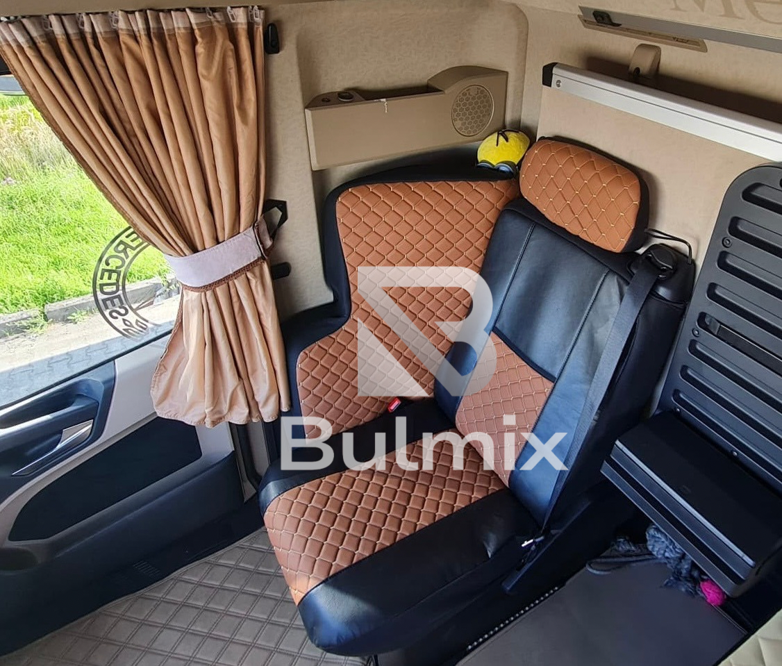 Калъфи за седалки за Mercedes Actros SOLOSTAR с зона за сядане
